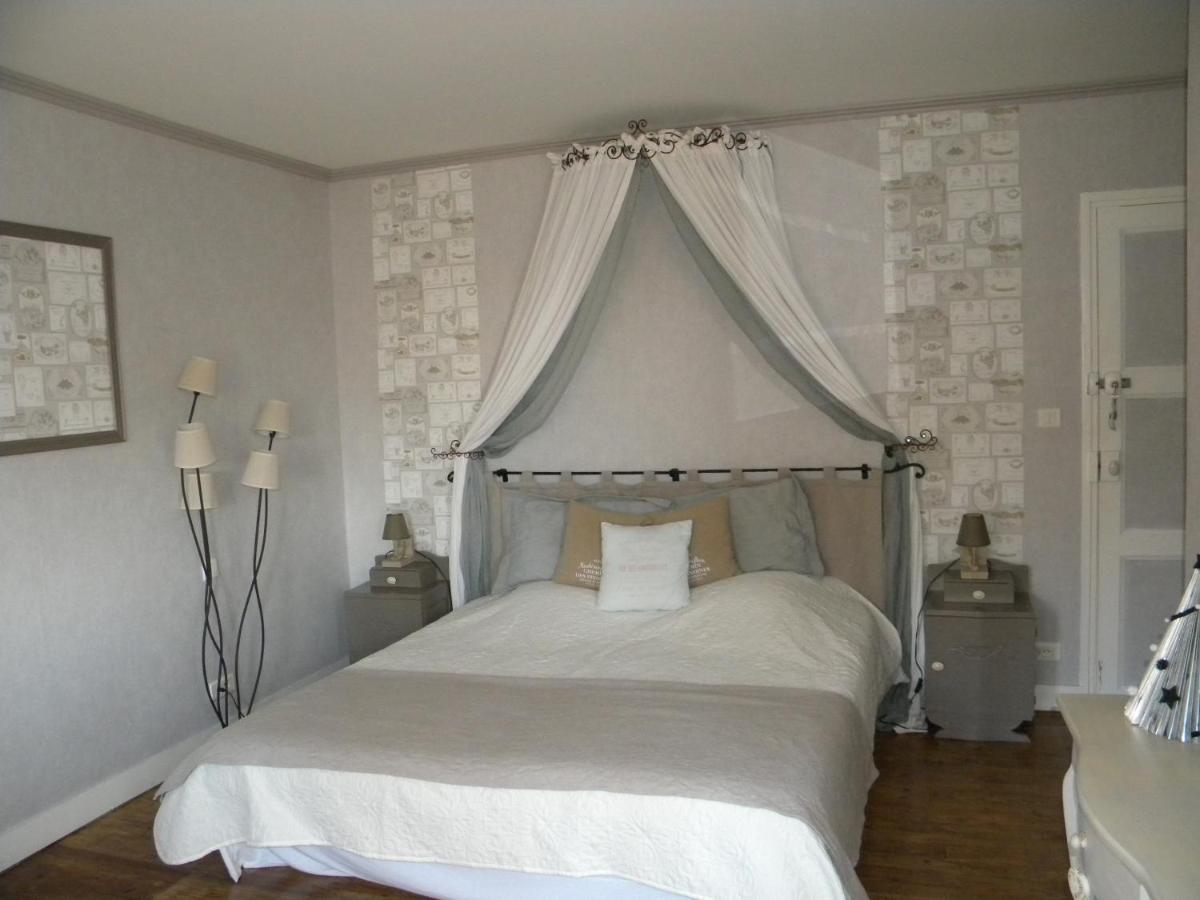 Gite Et Chambres D'Hotes Du Domaine Du Val Bruant 아크앙바로이스 외부 사진